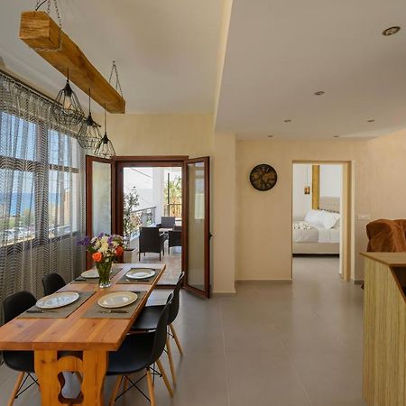 Апартаменти Auster House Santorini Камарі Екстер'єр фото